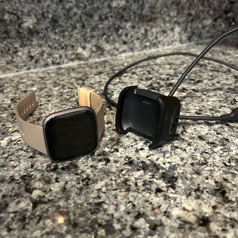 Fitbit Versa 2